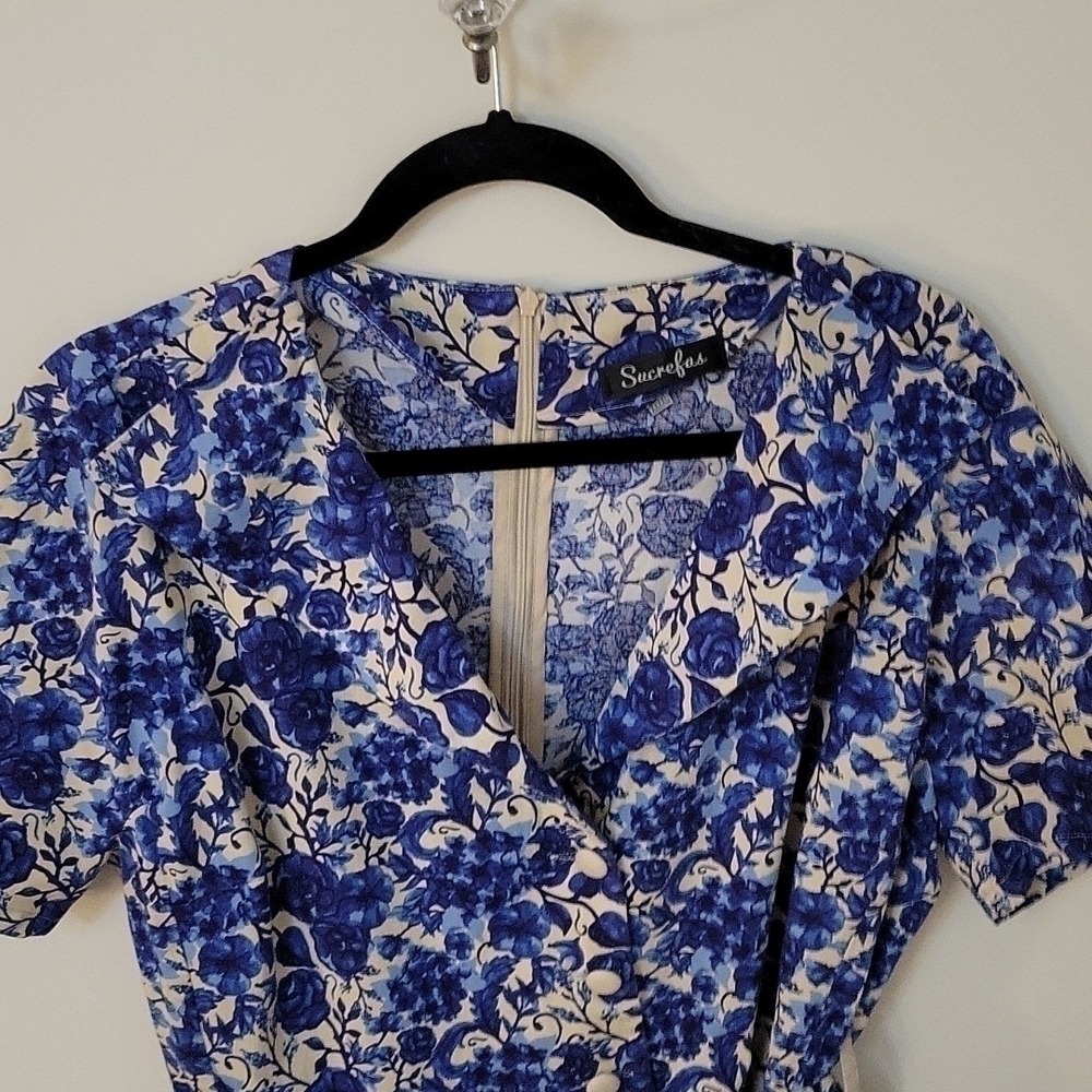 Sucrefas Retro 1940s floral belted Land Girl shirt dress - Picture 5 of 12